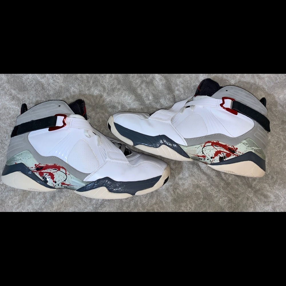 Jordan 8s - Picture 8 of 10